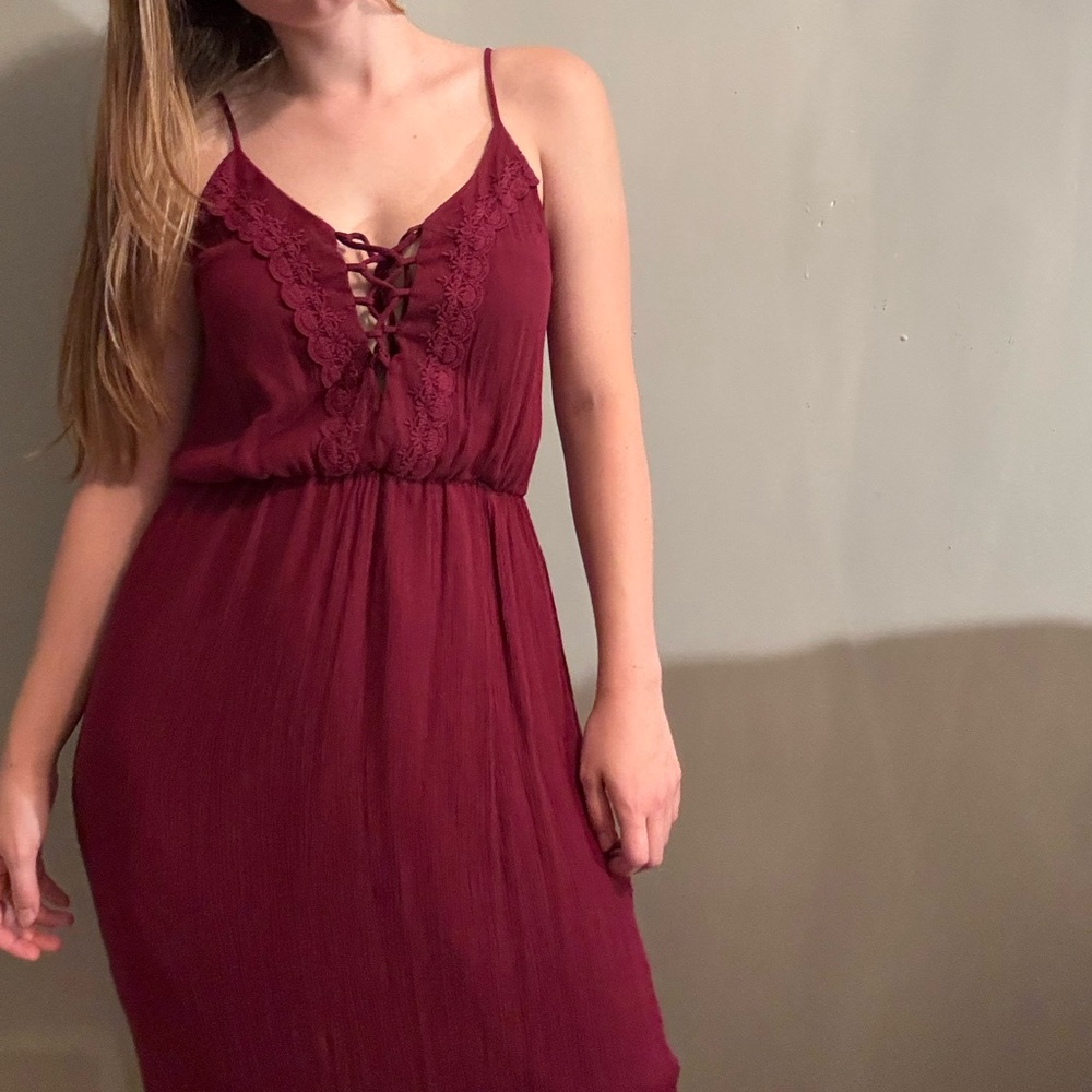 Burgundy Maxi Dress - Picture 2 of 4